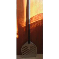 Лопата для піци Berg 310х350 перфорована