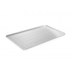 Противень алюминиевый, перфорированный 780х580х10, 4 борта 45°, углы срезаны Brillis